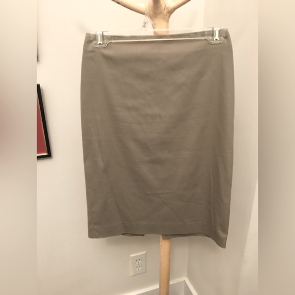 Emporio Armani pencil skirt - Picture 1 of 5
